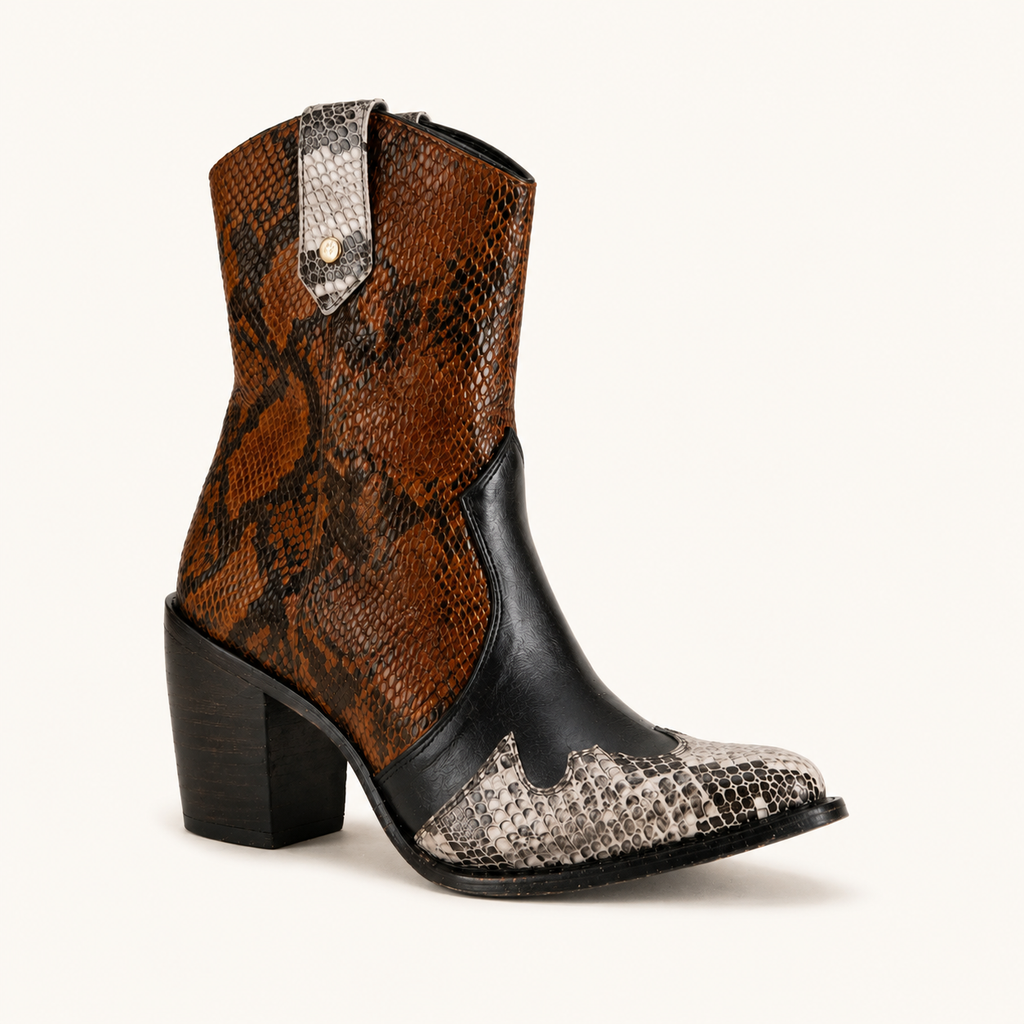 Raphaela Boot