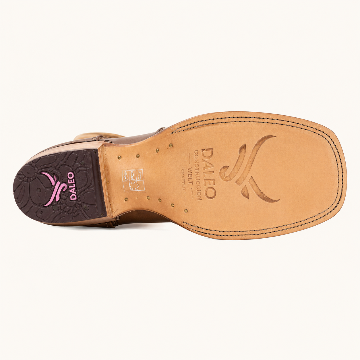 Bota Vaquera Café Miel con Remaches Canela — Daleo