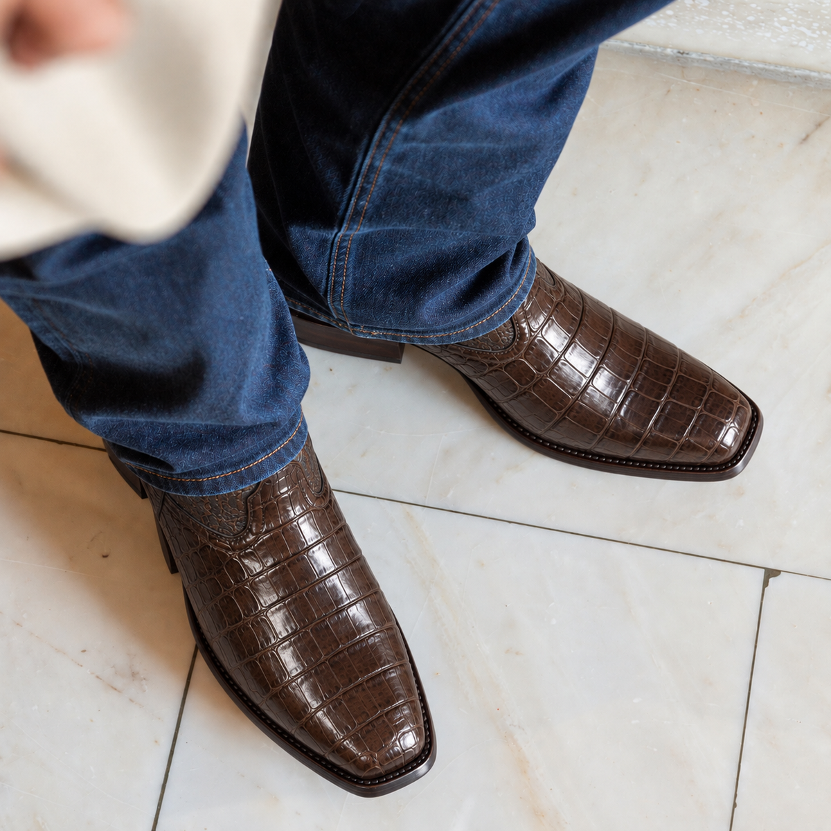 La Cacique in Tobacco Crocodile