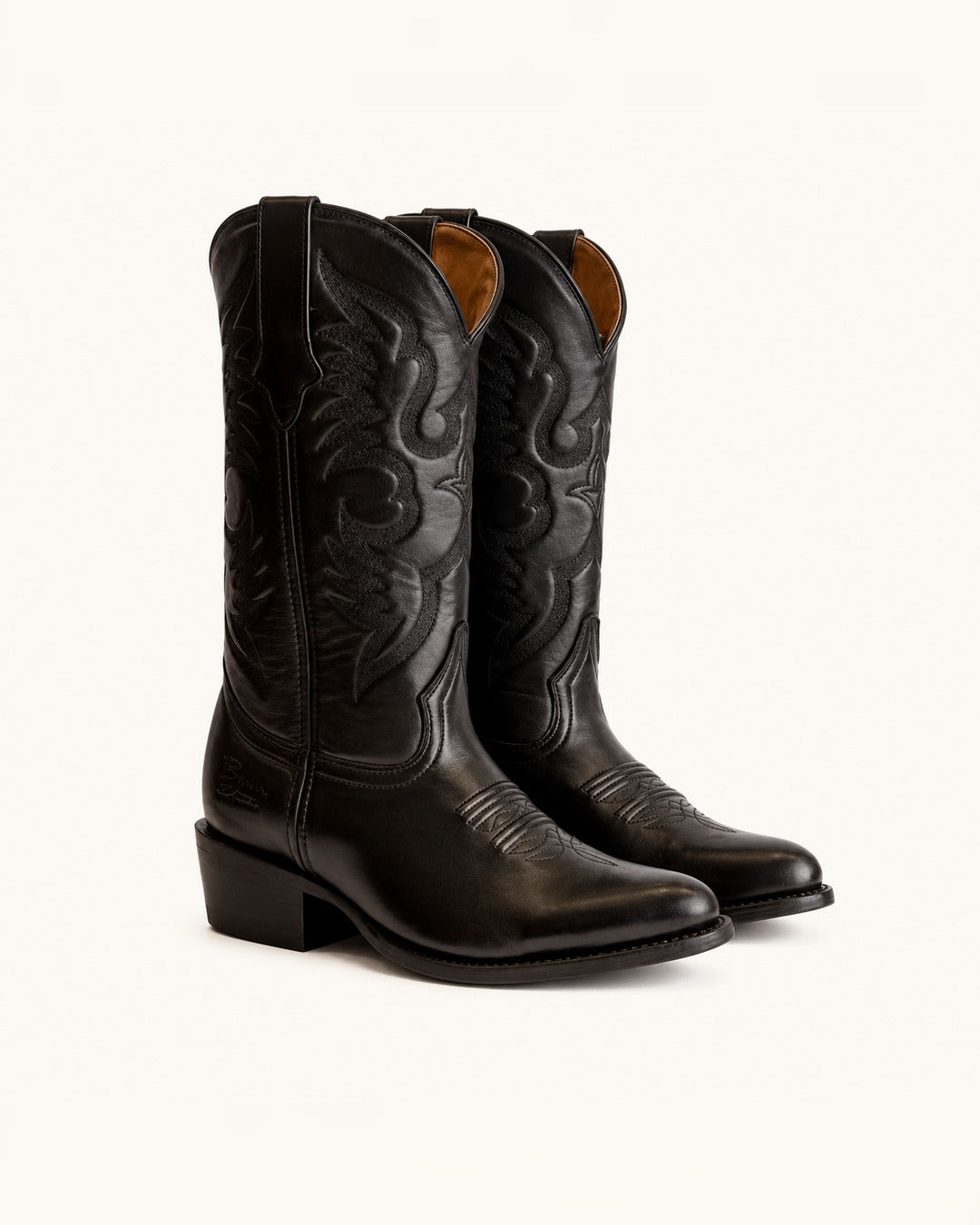 900 Black Floater Boot