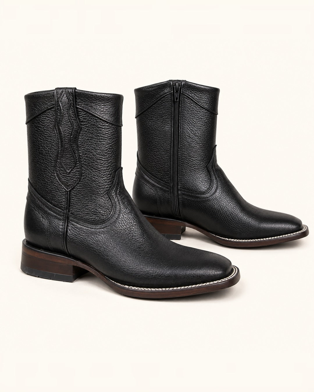 La Faena in Black Dilan Leather