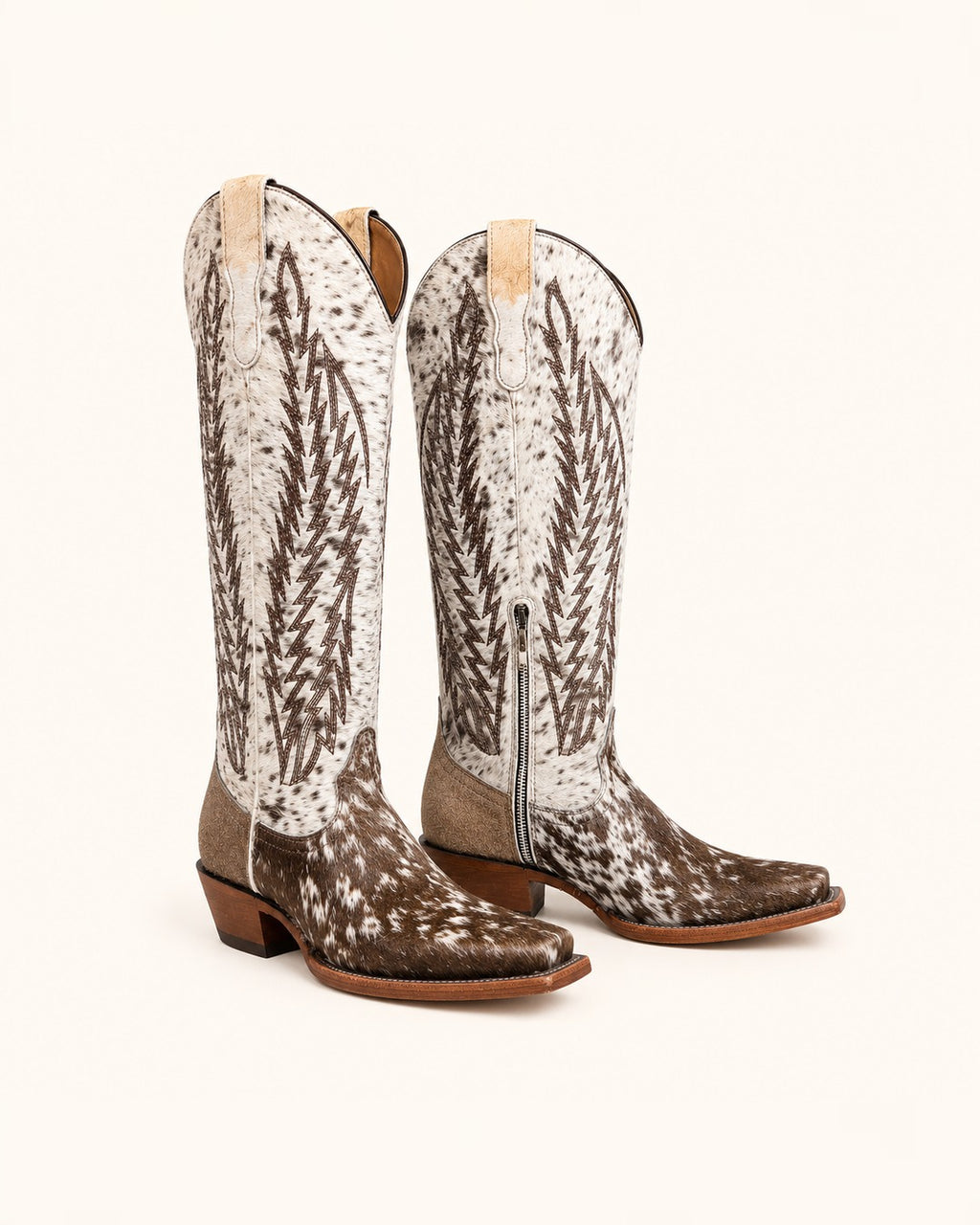 La Salvaje in Brown Hair-On Cowhide