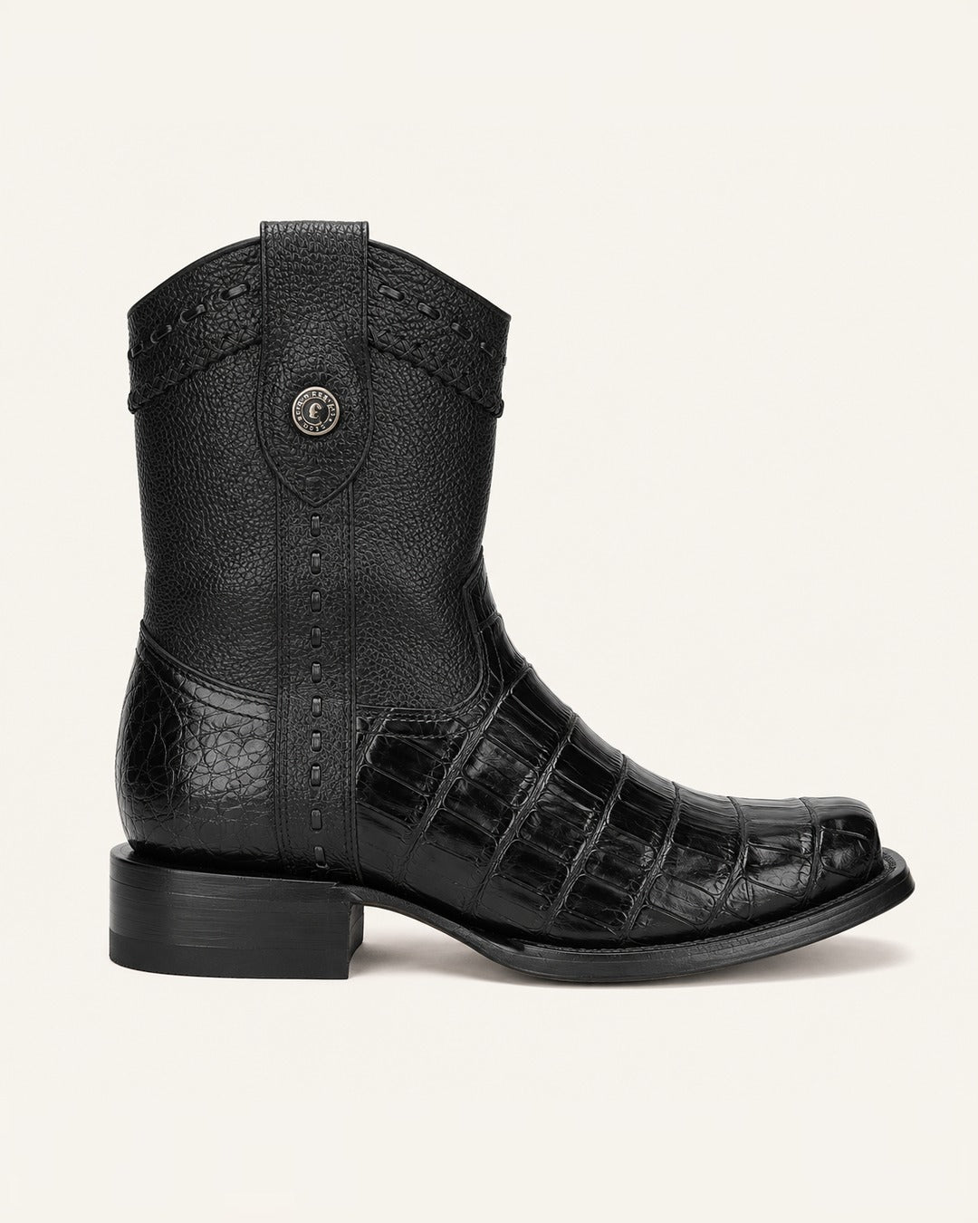 La Imperial in Black Caiman