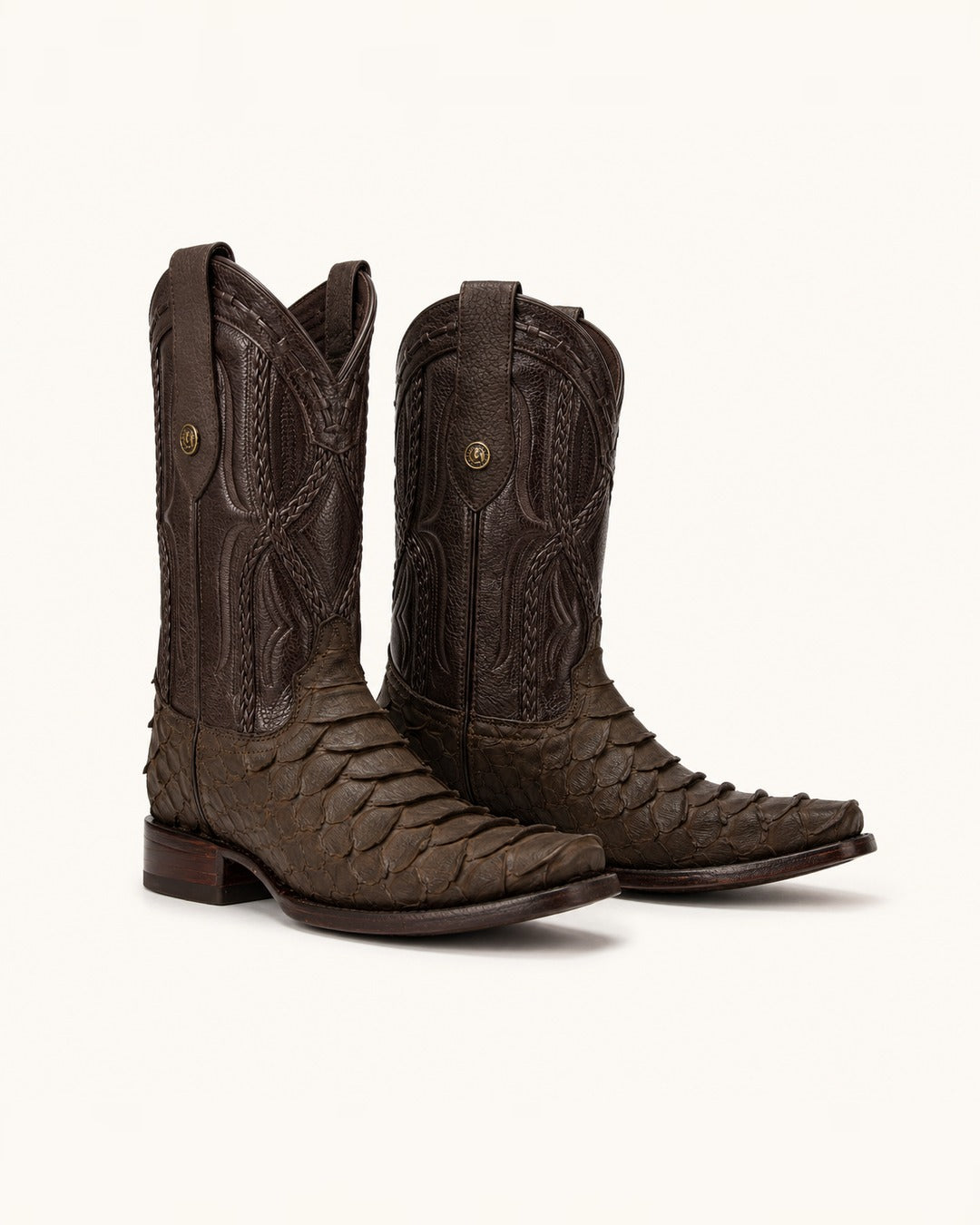 La Titán in Chocolate Brown Jumbo Python