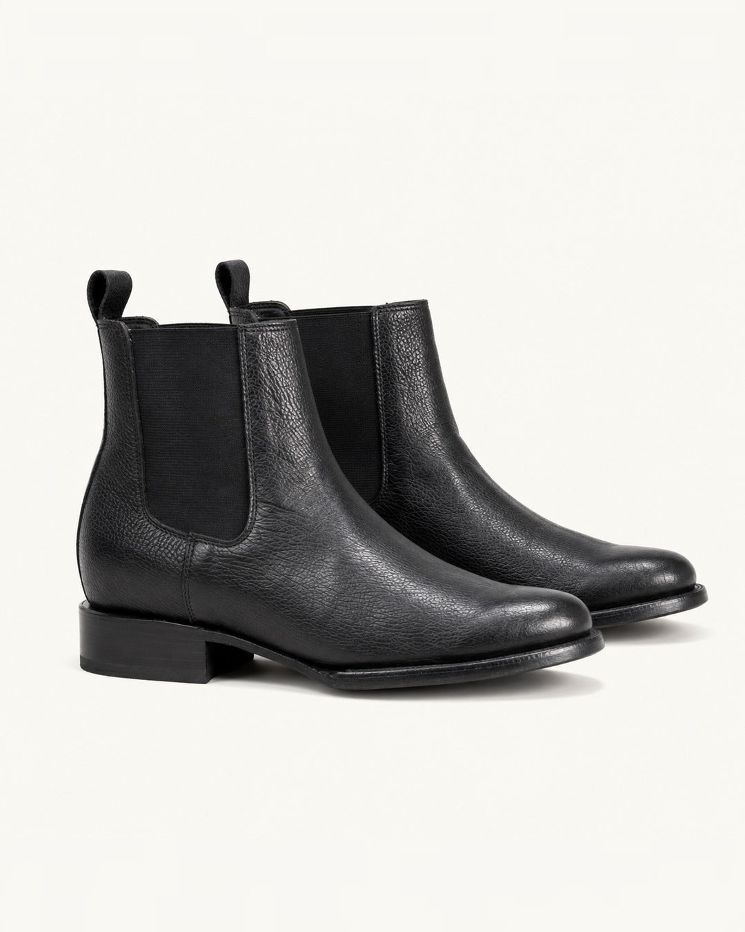El Basalto in Black Floater Leather