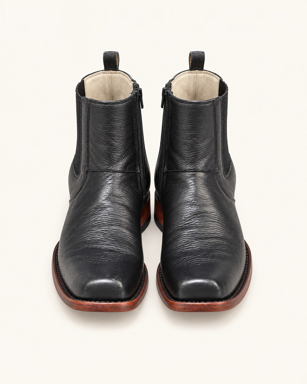 El Elegante in Black Deerskin
